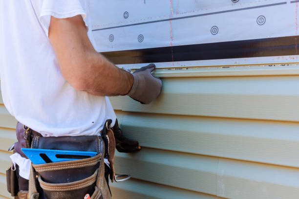 Trusted Storm Damage Siding Repair service in Elmhurst, IL - Creative Siding